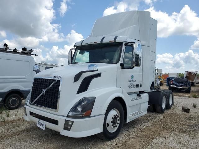 2015 Volvo VN VNL