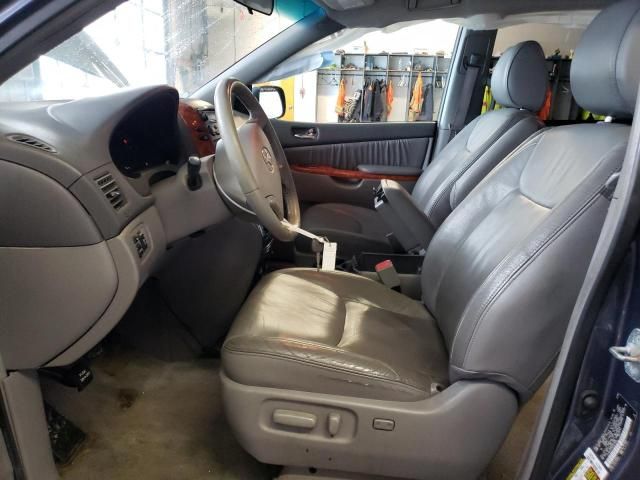 2009 Toyota Sienna XLE