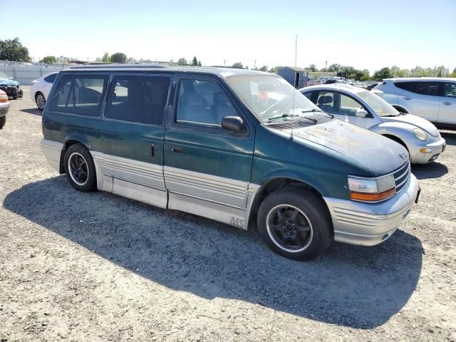 1995 Plymouth Grand Voyager LE