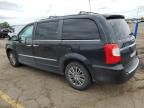 2014 Chrysler Town & Country Touring L