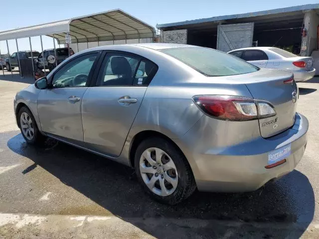 2013 Mazda 3 I