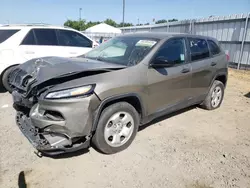 Salvage cars for sale from Copart Sacramento, CA: 2017 Jeep Cherokee Sport