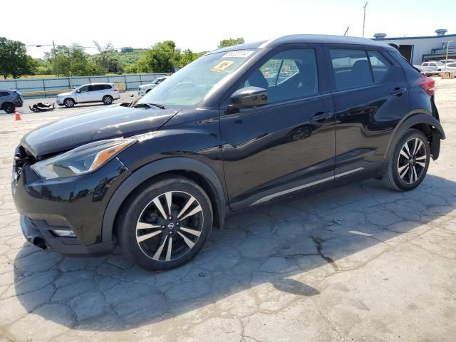 2020 Nissan Kicks SR