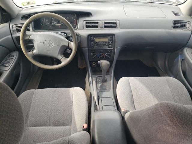 2000 Toyota Camry CE