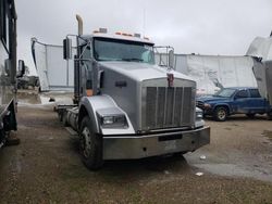 Salvage trucks for sale at Cicero, IN auction: 2007 Kenworth Construction T800