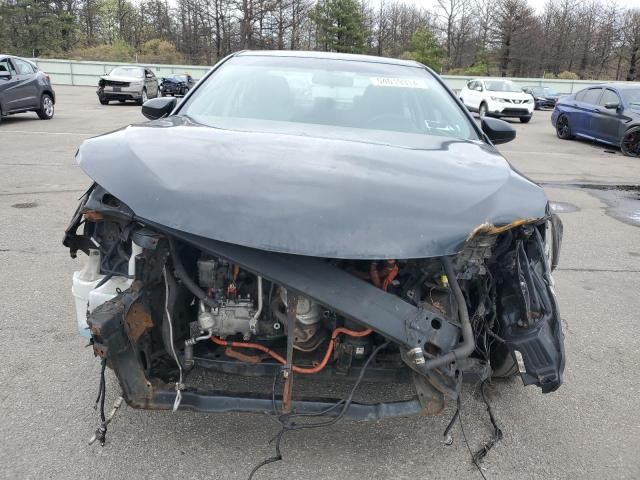 2015 Toyota Camry Hybrid