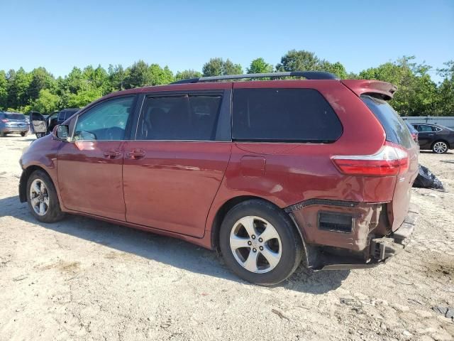 2015 Toyota Sienna LE