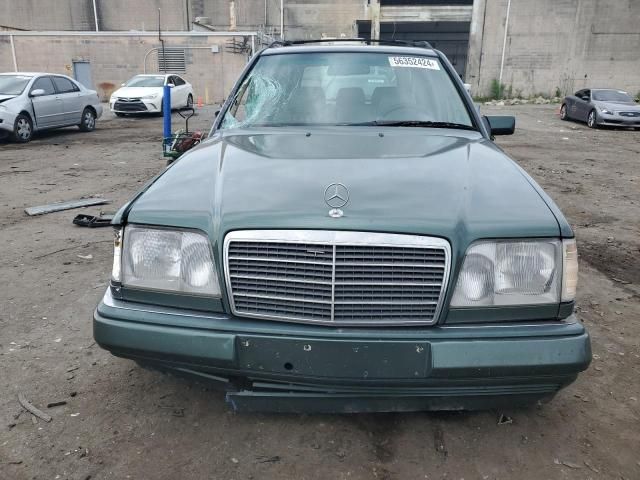 1995 Mercedes-Benz E 320