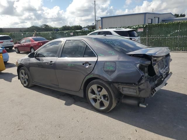 2014 Toyota Camry SE