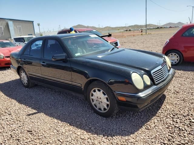 1999 Mercedes-Benz E 320