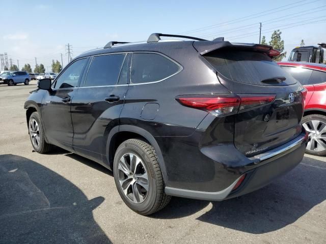 2020 Toyota Highlander Hybrid XLE