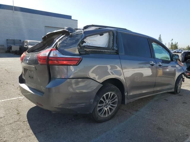 2019 Toyota Sienna XLE