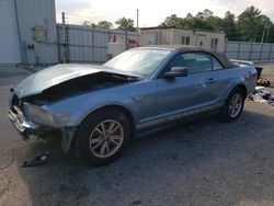 Carros deportivos a la venta en subasta: 2005 Ford Mustang