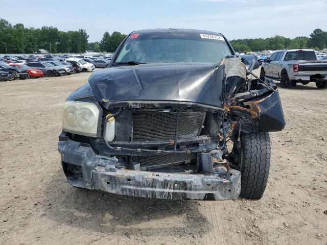 2005 Dodge Dakota Quad SLT