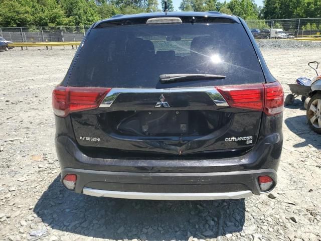 2016 Mitsubishi Outlander SE