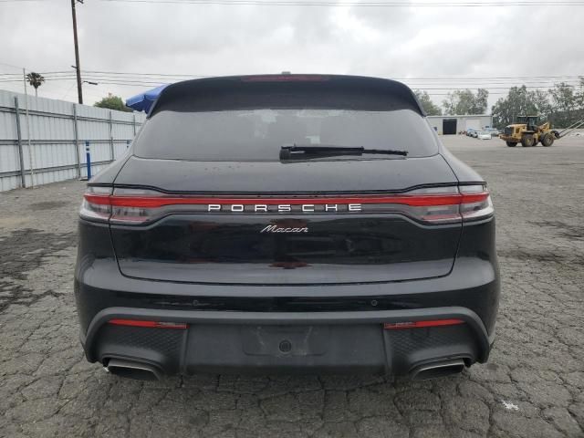 2023 Porsche Macan Base