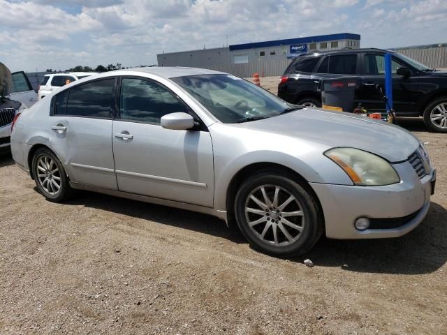 2004 Nissan Maxima SE