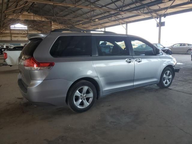 2011 Toyota Sienna LE