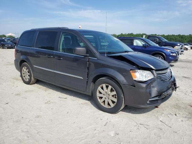 2016 Chrysler Town & Country Touring