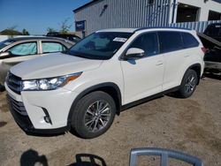 Salvage cars for sale at Mcfarland, WI auction: 2019 Toyota Highlander SE