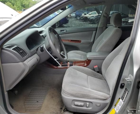 2004 Toyota Camry LE