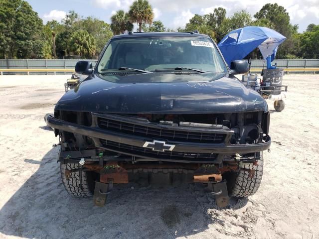 2004 Chevrolet Suburban K1500