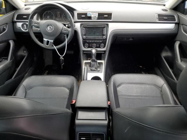 2013 Volkswagen Passat SE