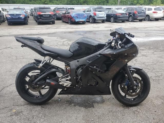 2004 Yamaha YZFR6 L