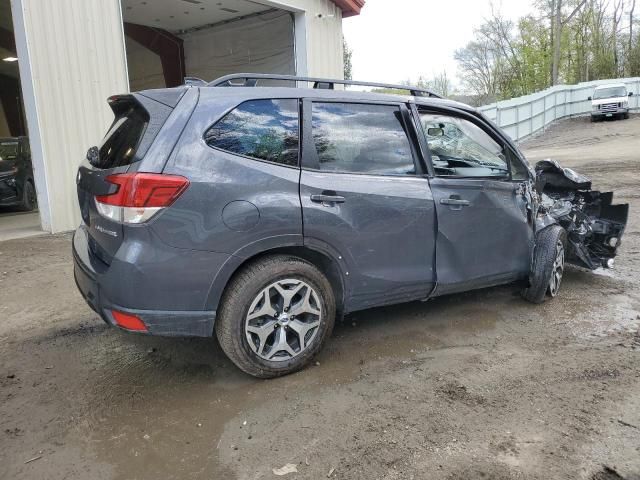 2024 Subaru Forester Premium