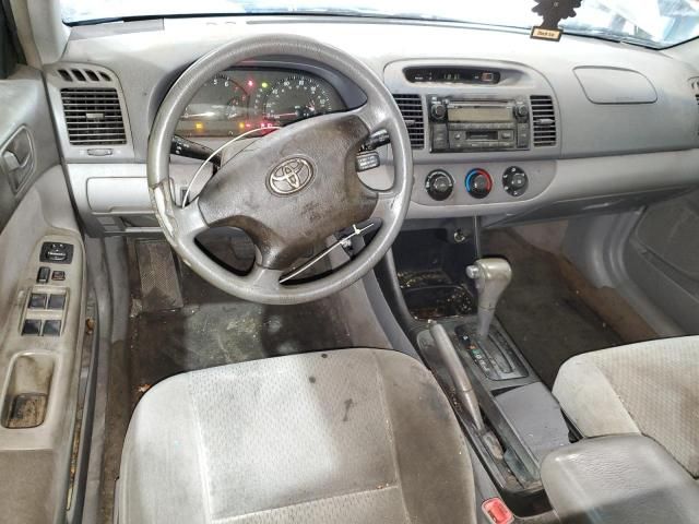 2004 Toyota Camry LE