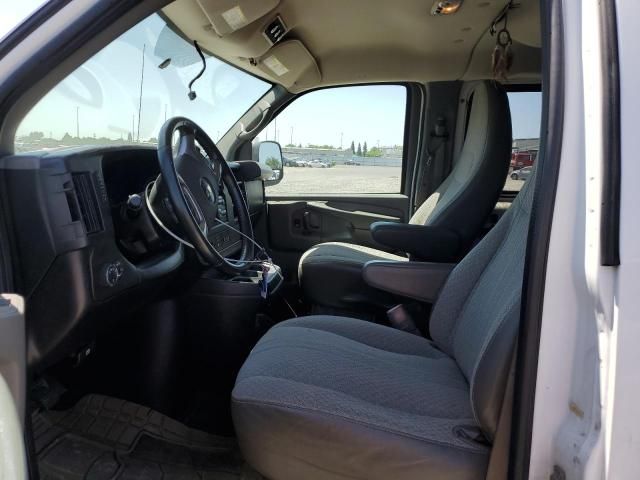 2013 Chevrolet Express G2500 LS