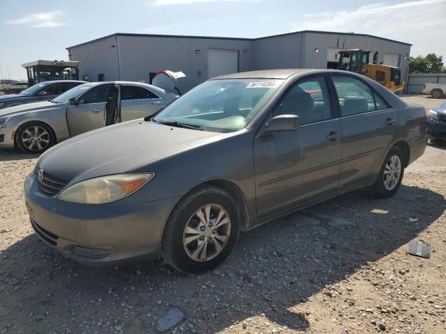 2004 Toyota Camry LE