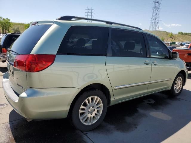 2008 Toyota Sienna XLE