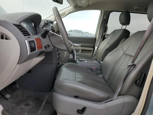 2008 Chrysler Town & Country Touring