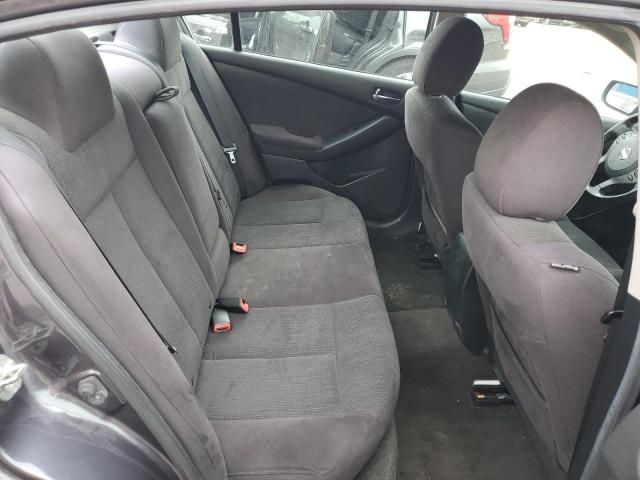 2011 Nissan Altima Base