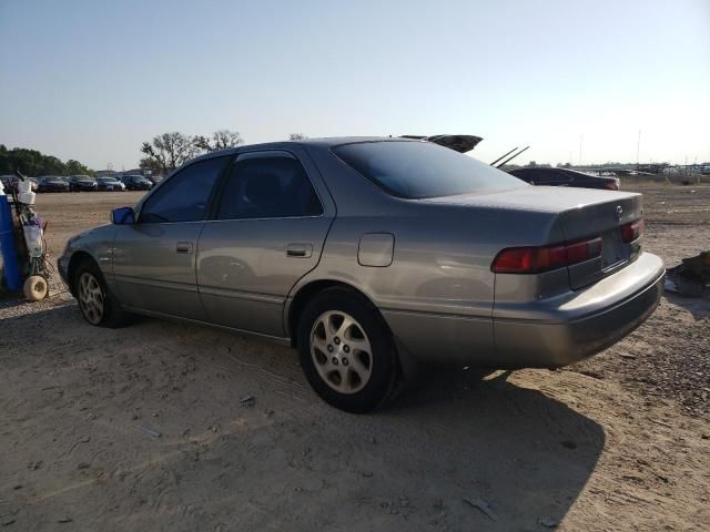 1999 Toyota Camry LE