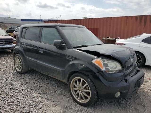 2010 KIA Soul +