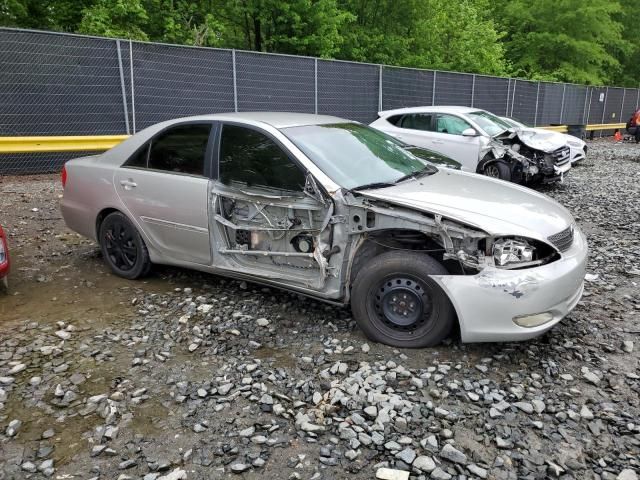 2004 Toyota Camry LE