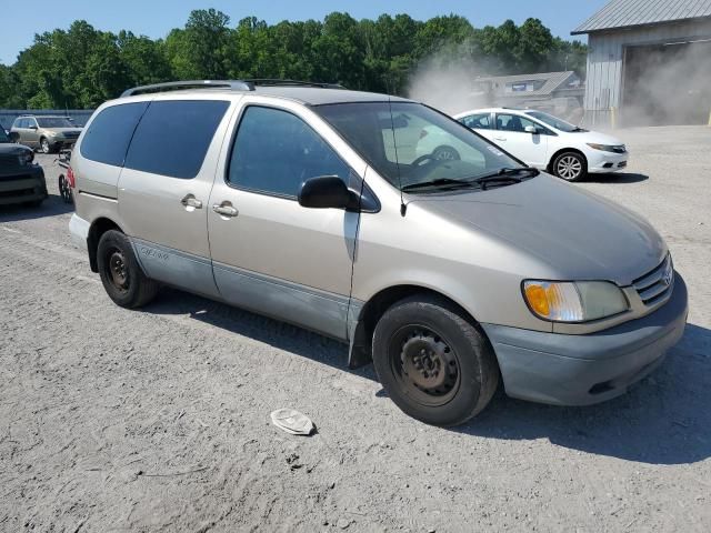 2003 Toyota Sienna CE