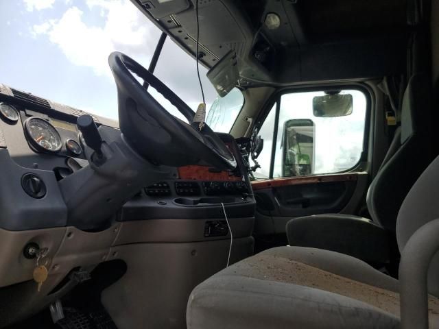 2019 Freightliner Cascadia 125