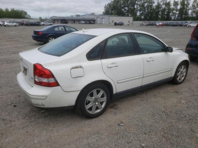 2004 Volvo S40 T5