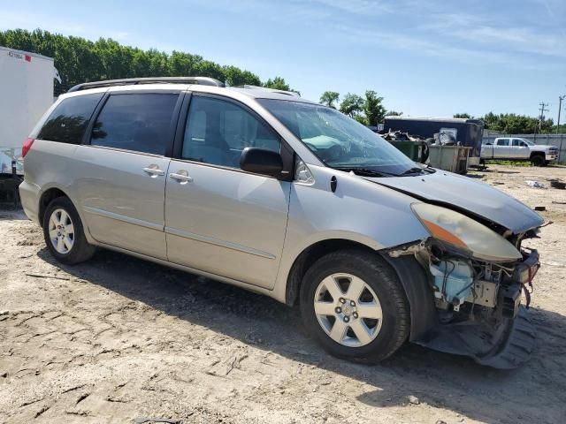 2007 Toyota Sienna CE