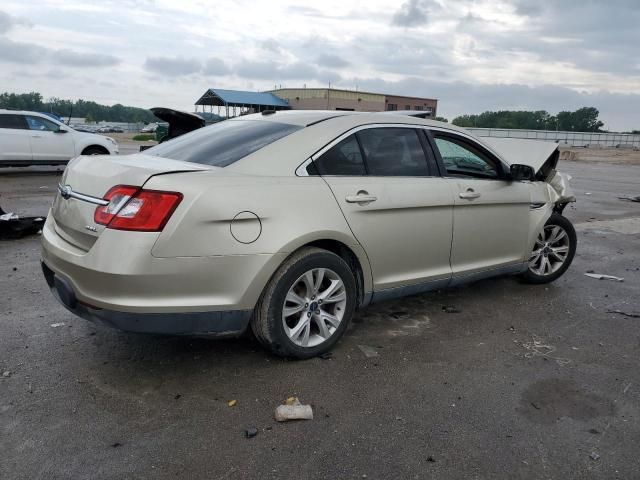 2010 Ford Taurus SEL