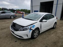 Carros salvage sin ofertas aún a la venta en subasta: 2017 KIA Forte LX