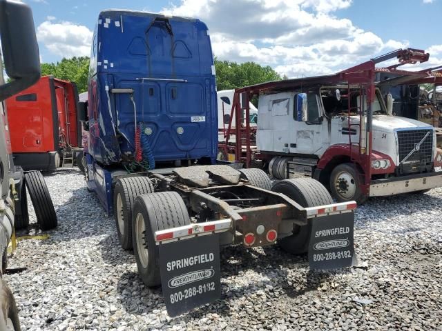 2018 Freightliner Cascadia 125