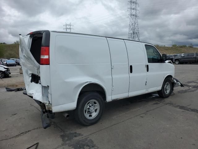 2017 Chevrolet Express G2500