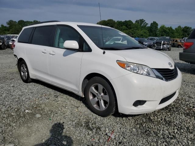 2012 Toyota Sienna LE