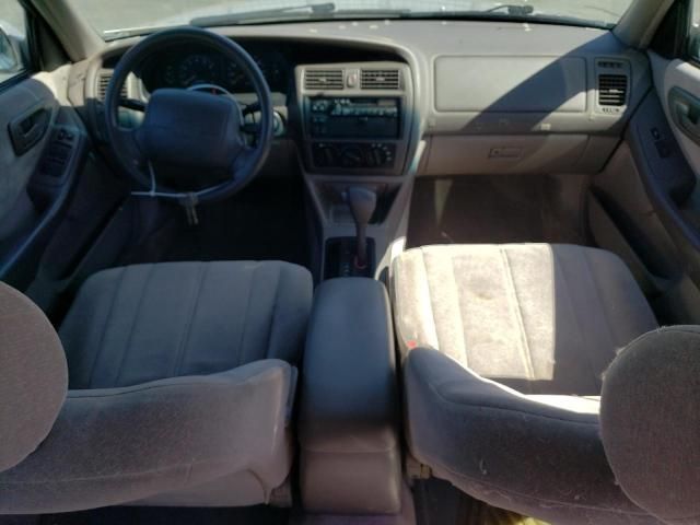 1997 Toyota Avalon XL