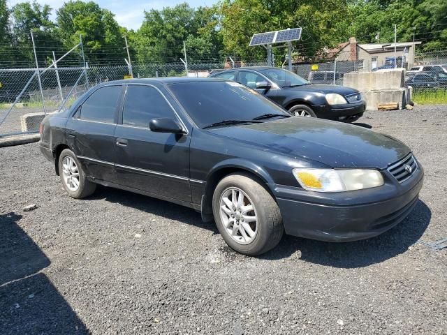 2000 Toyota Camry LE