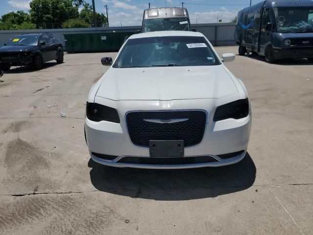 2015 Chrysler 300 Limited